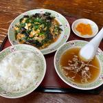 ニラと玉子とキクラゲ炒め定食(川平飯店 )
