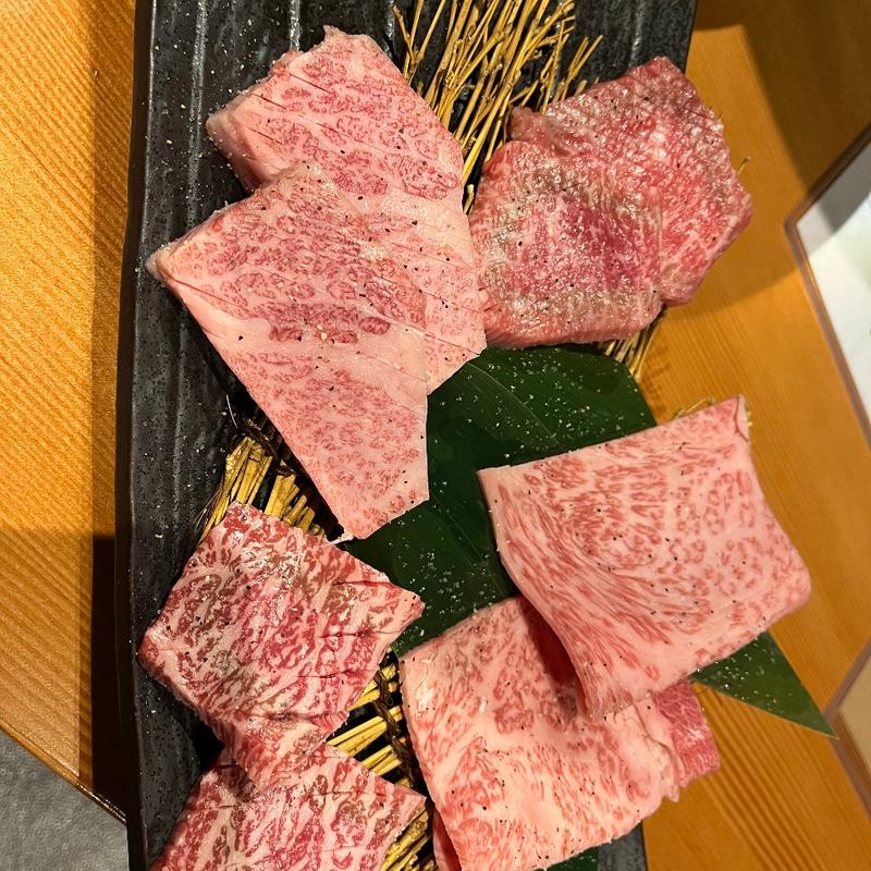 (熟成焼肉　にくまにあ)