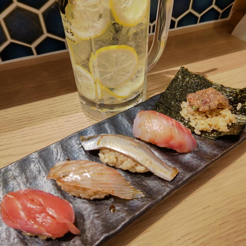 日替わり5貫(貝 刺身専門店 しらはら 関内)