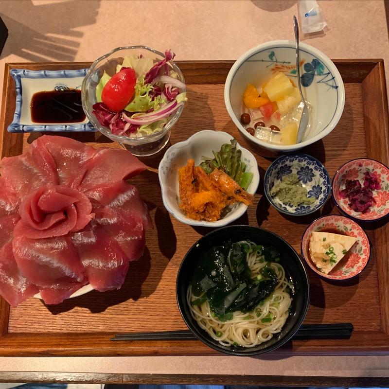 まぐろ丼(活旬　大桝)