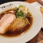 醤油らぁ麺(らぁ麺いしばし)