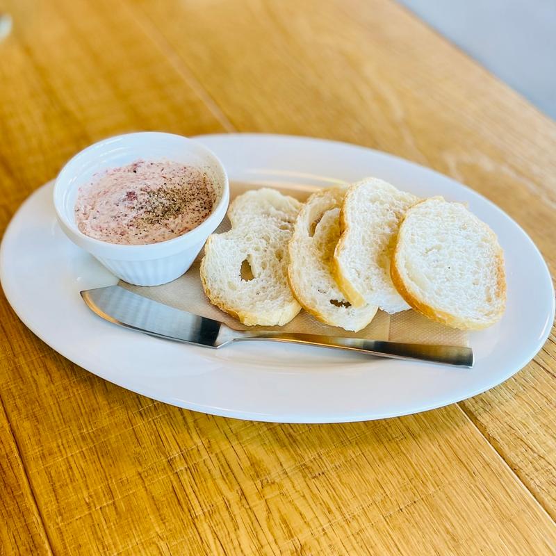 コンビーフ＆クリームチーズ(Ｂ taps)