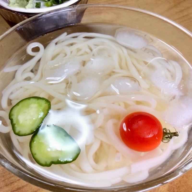 冷やしうどん(どうぜん食堂)