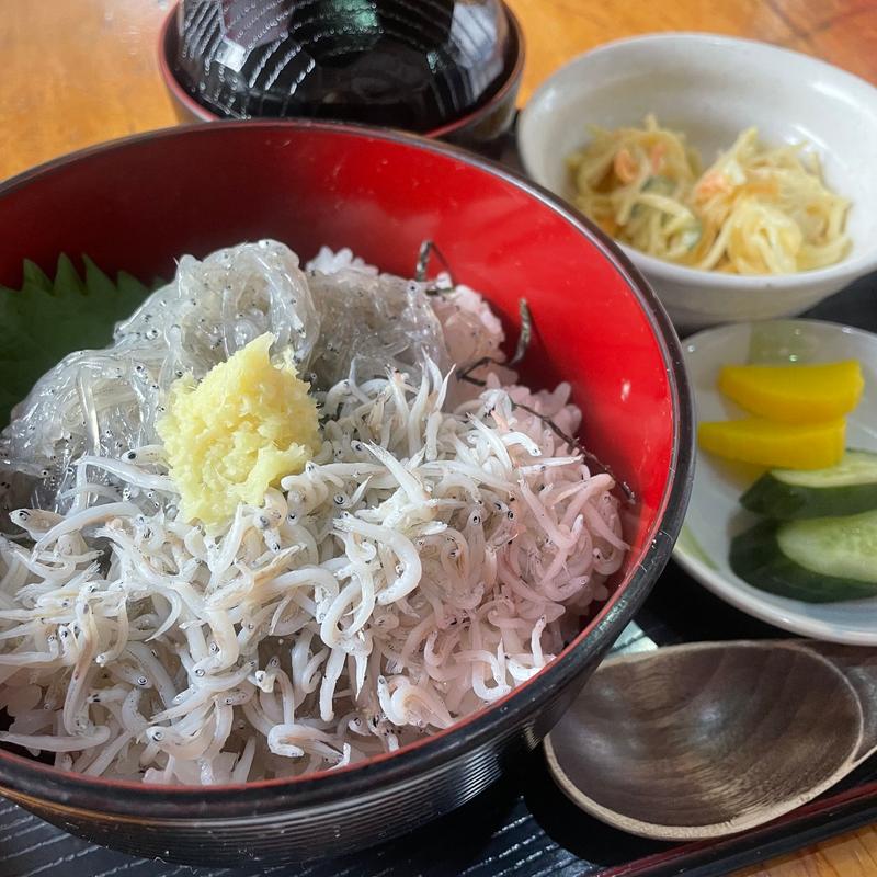 あいのり丼(萬蔵丸)