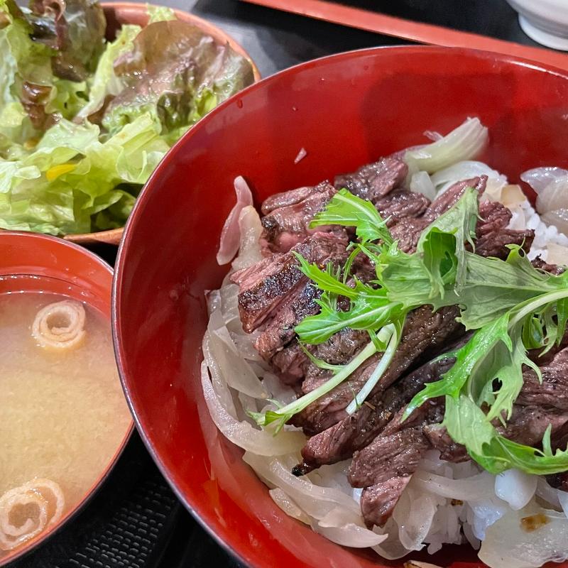 新わぎゅう屋さんのステーキ丼　大(わぎゅう屋 - Nikudou 肉道)