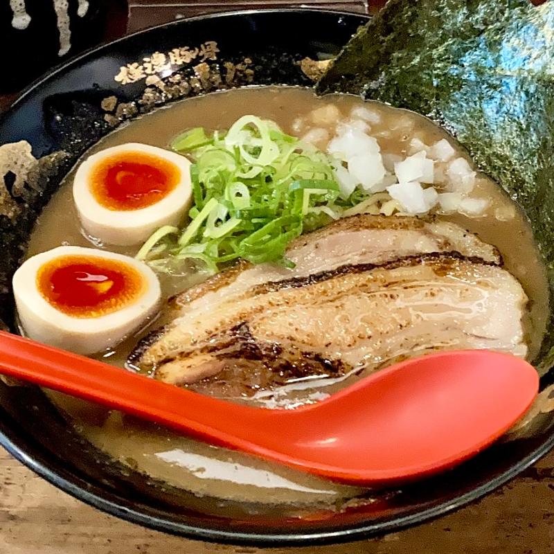 小僧スペシャル(極濃豚骨 らーめん小僧)