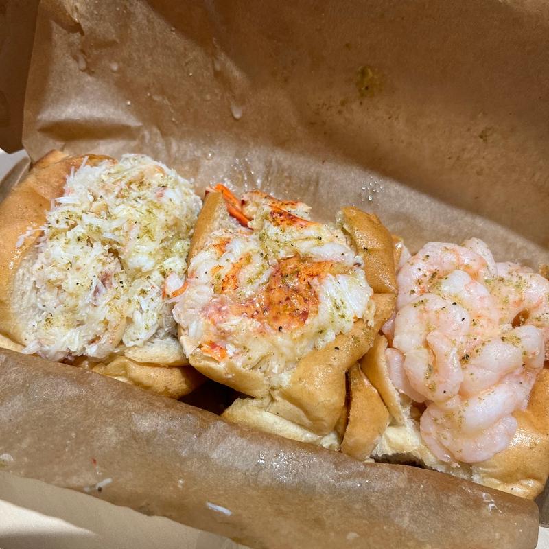 (LUKE'S LOBSTER 表参道キャットストリート店)