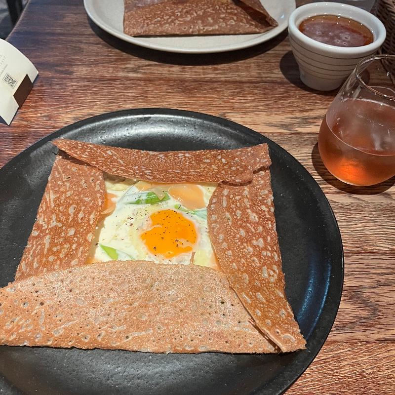 (ブレッツカフェ クレープリー 表参道店)