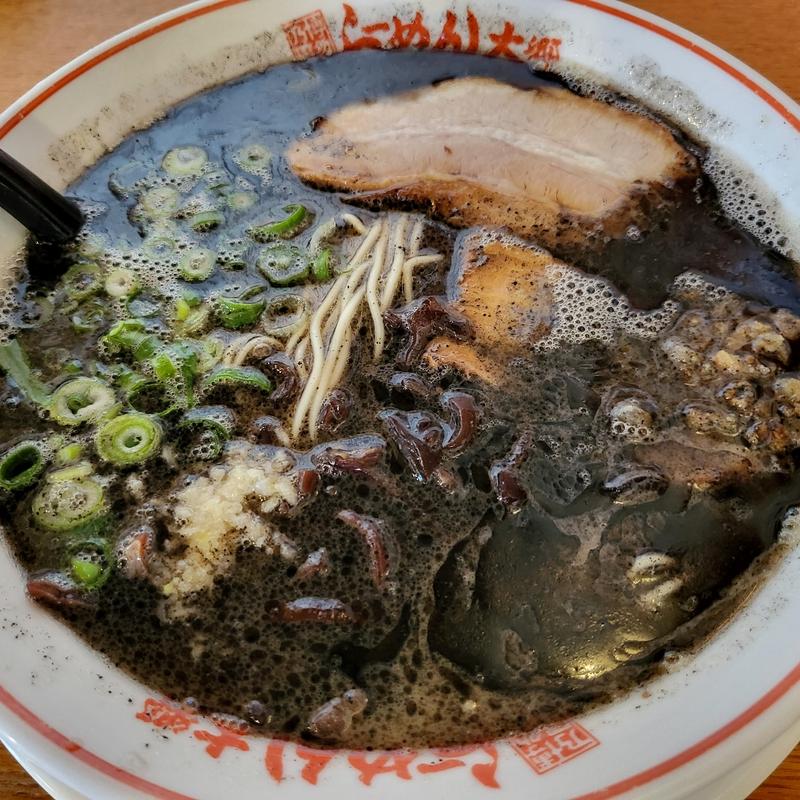 黒とんこつらーめん(博多乃風らーめん大郷 )