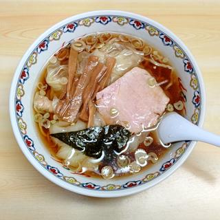 ワンタン麺(春木屋 荻窪本店)