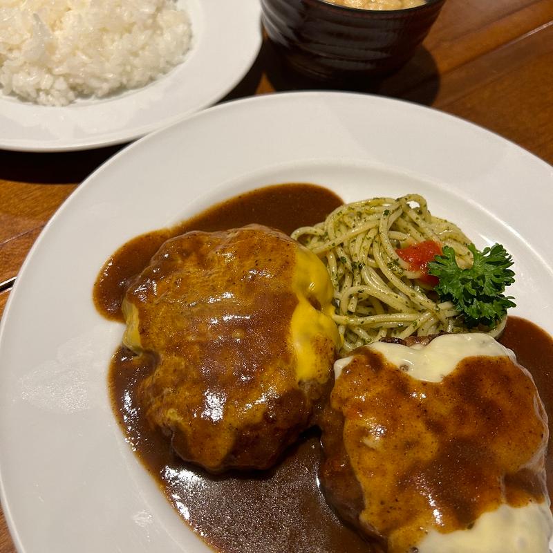 ダブルチーズハンバーグ定食(アルフレード )