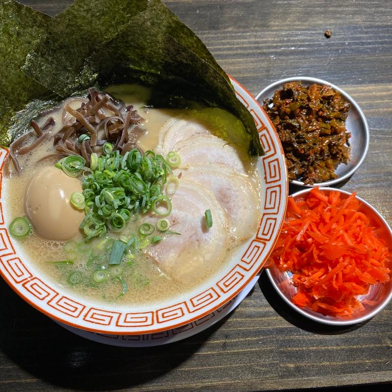 特製長浜ラーメン(六角堂)
