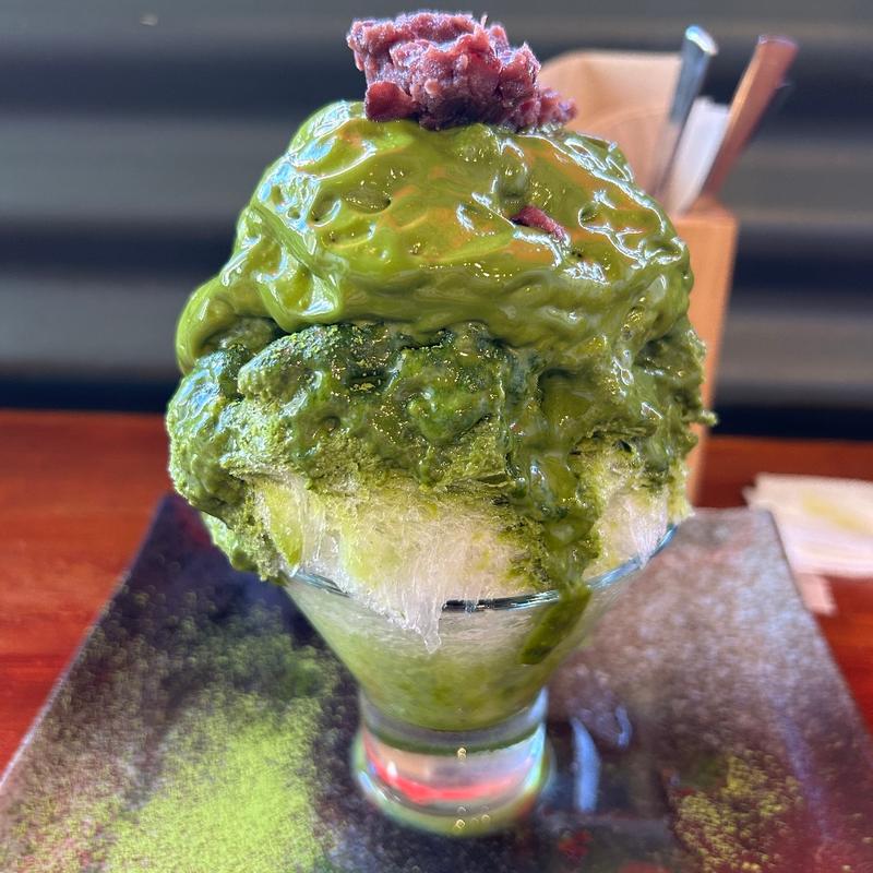 宇治抹茶エスプーマと胡桃もちのかき氷(Parlor Vinefru 銀座)