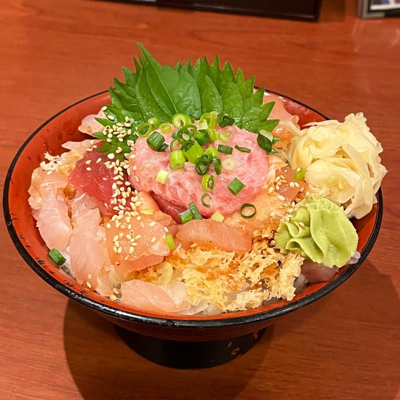 悪魔の漁師丼 並盛(埼玉漁港の海鮮食堂 そうま水産 川島本店)
