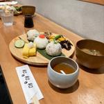 朝のおにぎり定食(和レ和レ和)