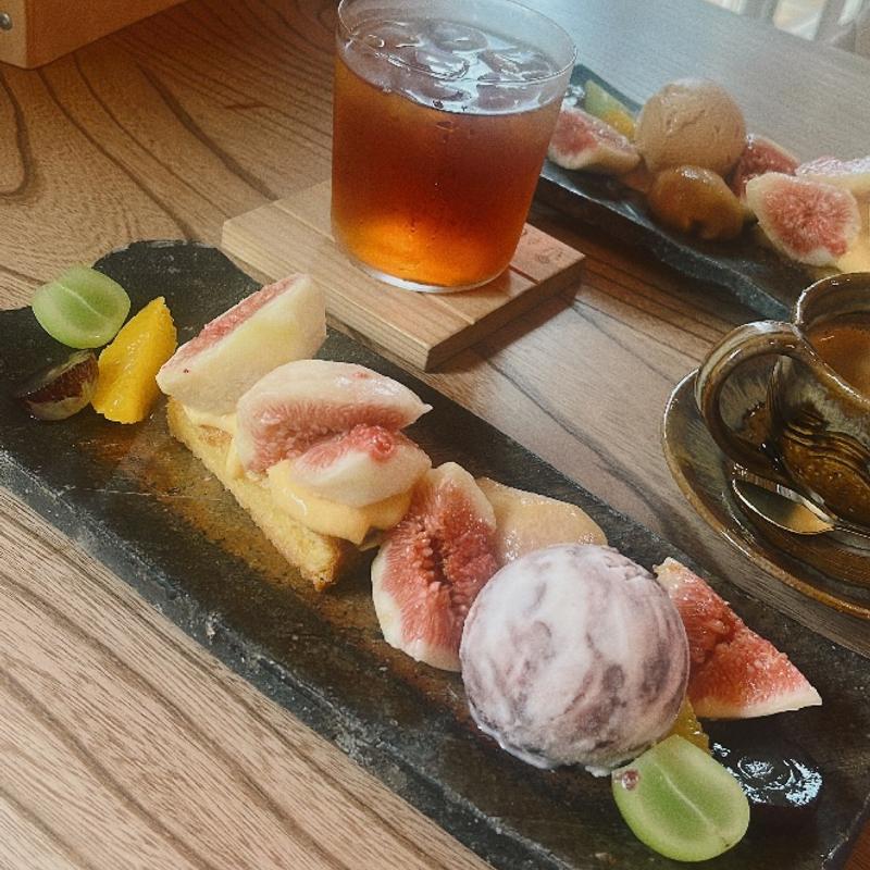 季節のデザート（いちじくのタルト）(カフェドミーミ（Café de mimi）)