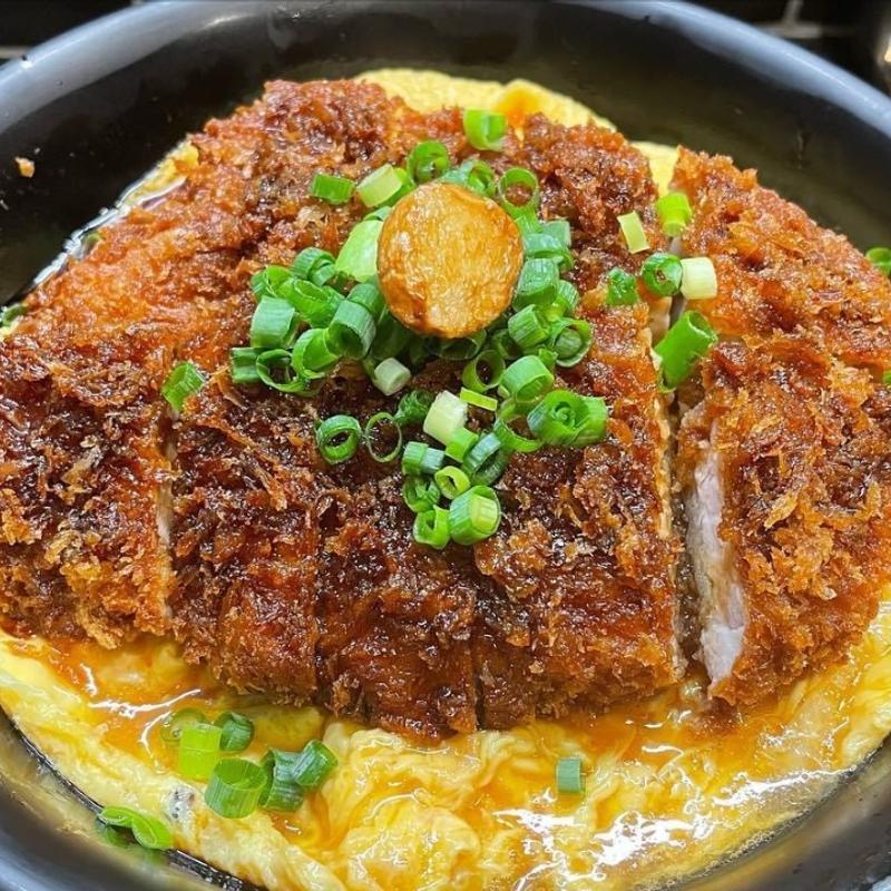 たまごかつ丼(豚大学 神保町校舎 )