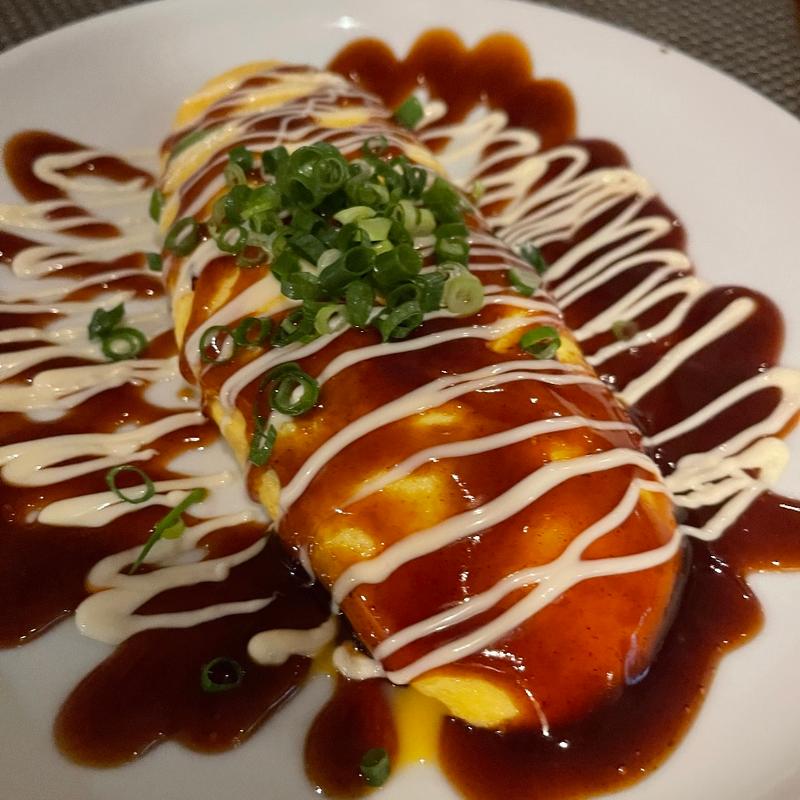 牛すじオムレツ(DINING花)