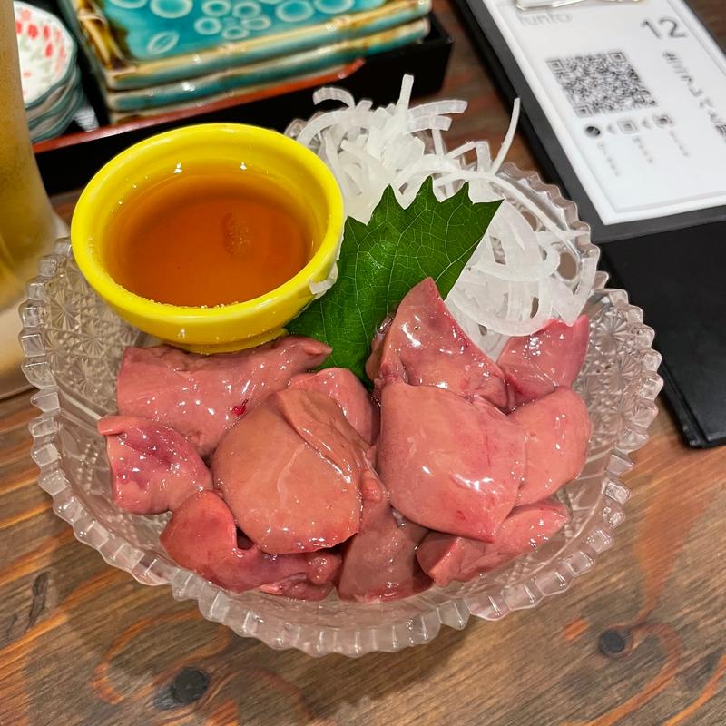 朝引きしろしもさしみ(生ニラレバと朝引き鶏)