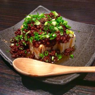八丁肉味噌豆腐(那古や 胡紋 名駅店 （ナゴヤ コモン　komon）)