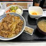 牛丼アタマの大盛りポテサラセット