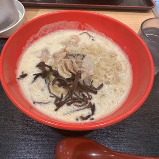 (鶏白湯 美富 ラーメン)