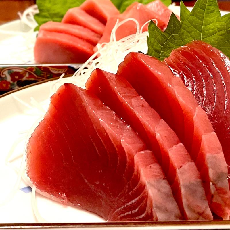 カツオ刺身、マグロ刺身(食事処　天勝 )