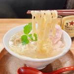 特製 しなそば（白だし）(手打ち正麺hachimitsu)
