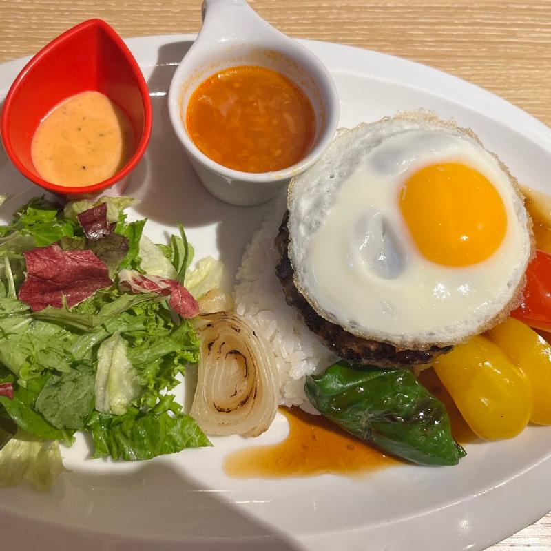 ロコモコプレート(むさしの森珈琲 旭川大雪通店)