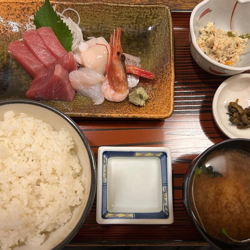 お刺身定食(喰い処 南禅 （くいどころ なんぜん）)