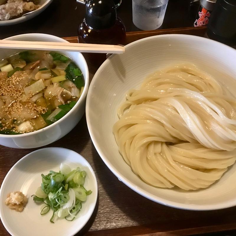 牛ホルモンつけ汁うどん（中）(いしづか)