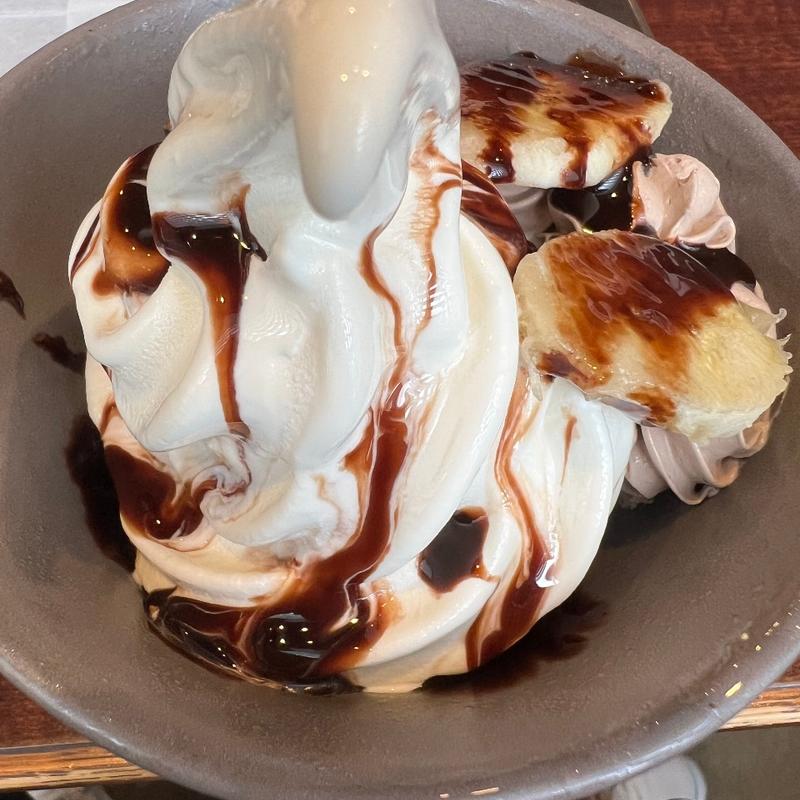 チョコバナナパフェ(サンマルクカフェ 小田急豪徳寺駅店)