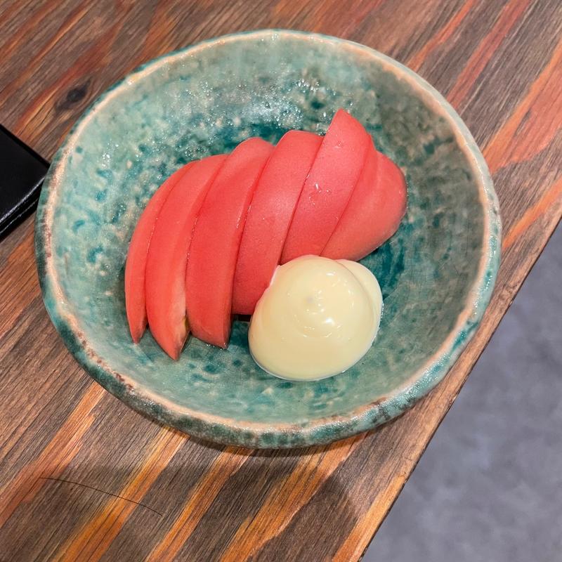 冷やしトマト(生ニラレバと朝引き鶏)