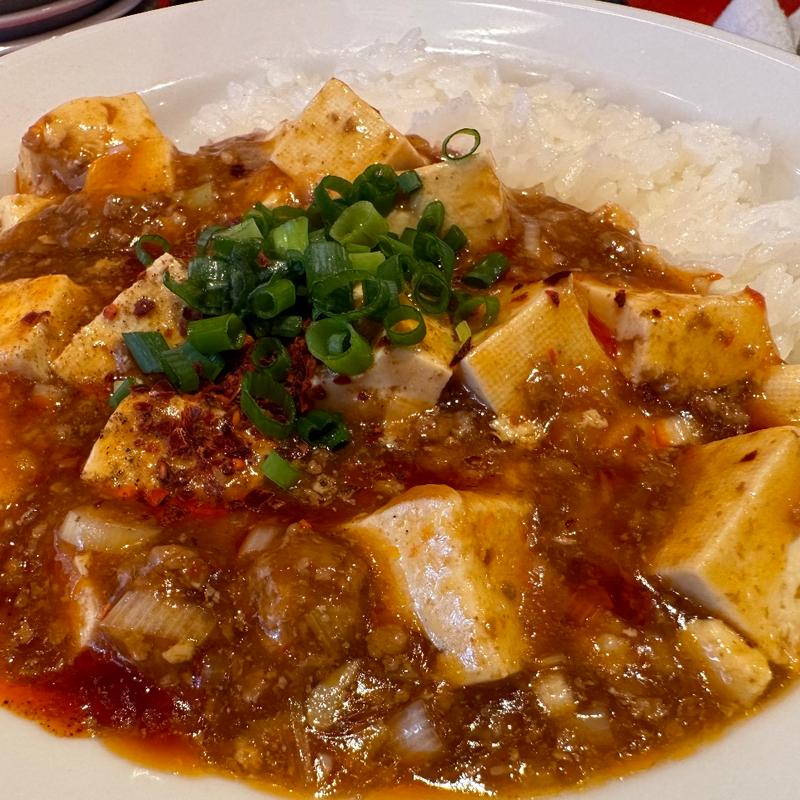 麻婆飯(本格餃子「包 」- TSUTSUMU -)