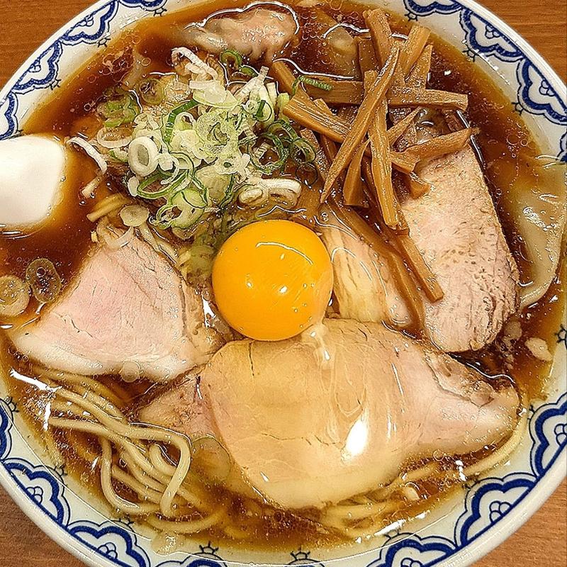 チャーシューワンタン麺 大盛 たまご(共楽)