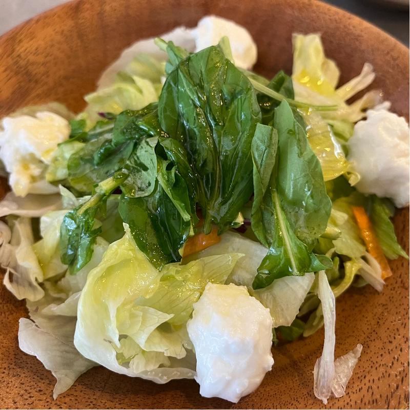 モッツァレラチーズのサラダ(サイゼリヤ 中央通り大町店 )