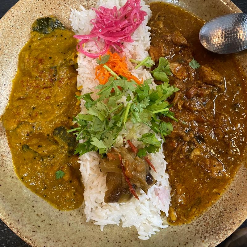 カレー2種あいがけ(魔女カレー)