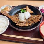 特ランチ(湾岸食堂 本店)