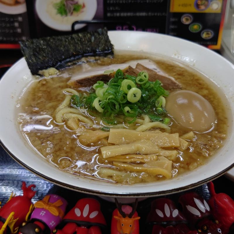 背脂醤油らーめん(愛と情熱のらーめん屋 皐月亭)