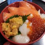 海鮮4品丼