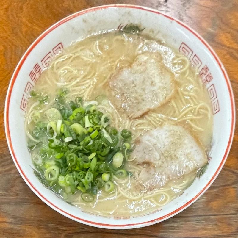 大盛り長浜ラーメン(長浜ラーメン　麺通人 （めんつうじん）)