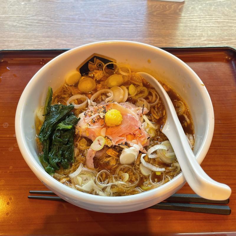 麺魚の真鯛ブラックラーメン(真鯛らーめん麺魚 秋葉原UDX店)