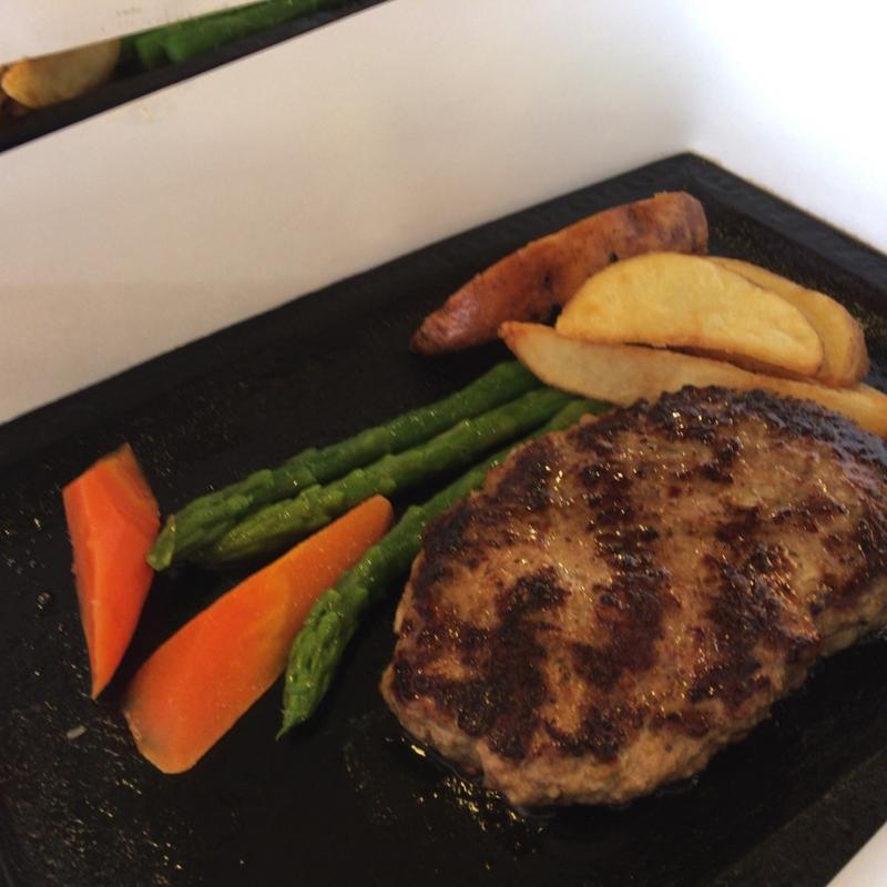 ハンバーグステーキ(ステーキハウス 赤坂 五霞店)