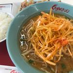 ねぎ味噌ラーメンと半ライス、餃子(くるまやラーメン 鹿浜店 )
