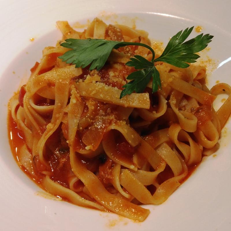 大河原産もち豚ショートリブのタリアテッレ仕立て(ラペ （LA PAIX）)