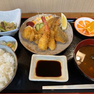 ミックスフライ定食(早苗寿司 )