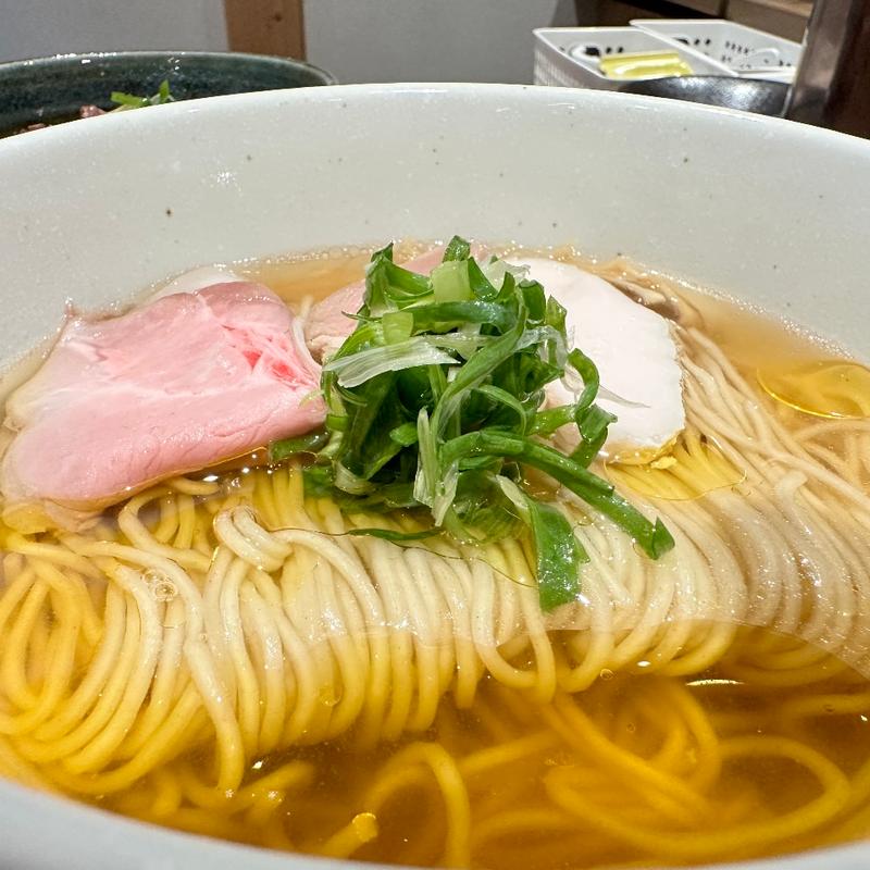 純鶏出汁白醤油そば(中華そば とちの葉)