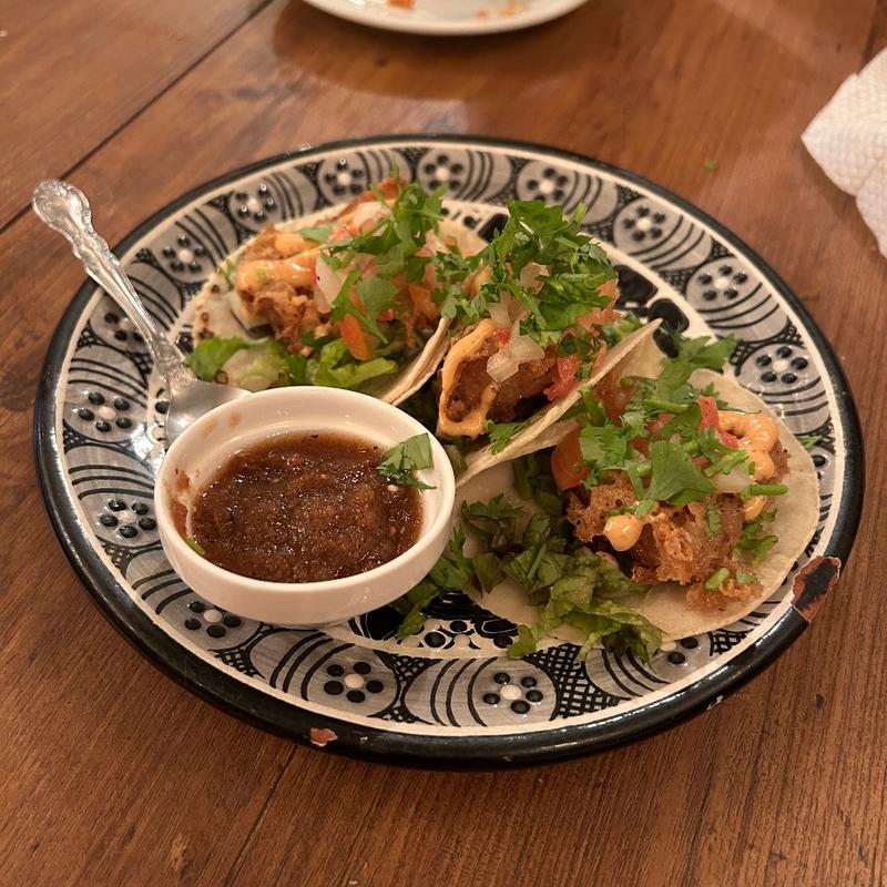 白身魚フライのタコス(渋谷メキシカン カサデサラサ)