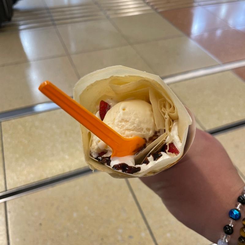 生クリームチョコクレープ(ブルーシール 羽田空港店)