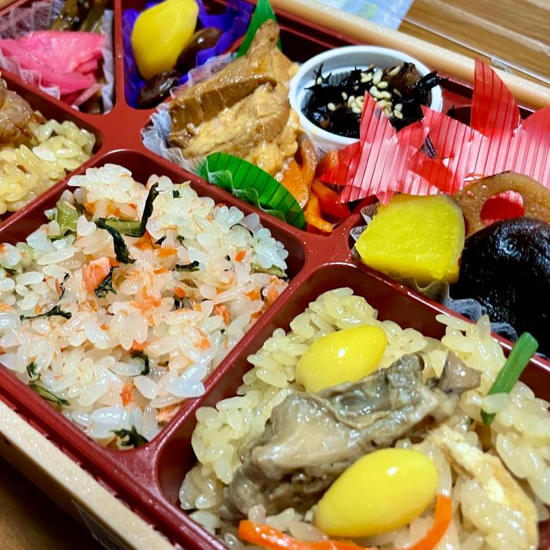 秋の幕内(おこわ米八 エミオ武蔵境店)